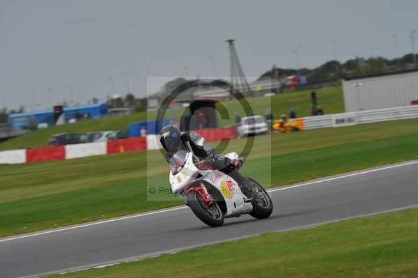 Motorcycle action photographs;Ty croes;anglesey;anglesey photographs;event digital images;eventdigitalimages;no limits trackday;peter wileman photography;trac mon;trackday;trackday digital images;trackday photos