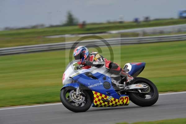 Motorcycle action photographs;Ty croes;anglesey;anglesey photographs;event digital images;eventdigitalimages;no limits trackday;peter wileman photography;trac mon;trackday;trackday digital images;trackday photos