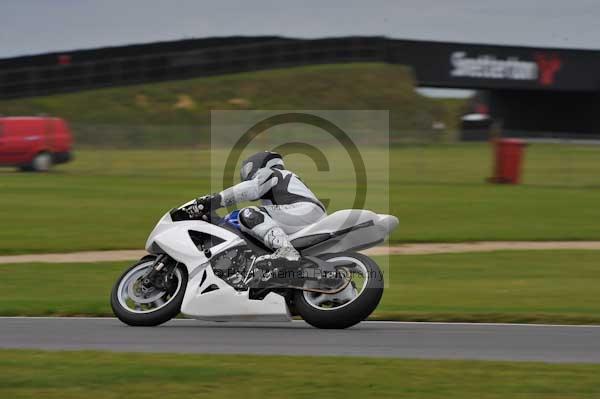 Motorcycle action photographs;Ty croes;anglesey;anglesey photographs;event digital images;eventdigitalimages;no limits trackday;peter wileman photography;trac mon;trackday;trackday digital images;trackday photos