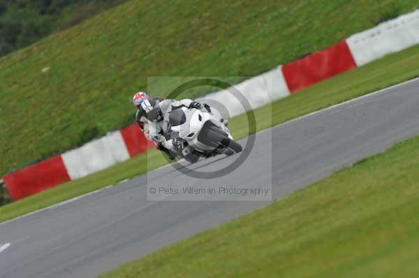 Motorcycle action photographs;Ty croes;anglesey;anglesey photographs;event digital images;eventdigitalimages;no limits trackday;peter wileman photography;trac mon;trackday;trackday digital images;trackday photos