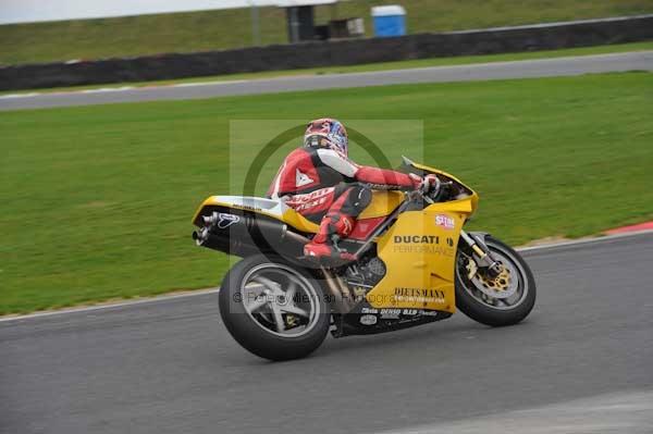 Motorcycle action photographs;Ty croes;anglesey;anglesey photographs;event digital images;eventdigitalimages;no limits trackday;peter wileman photography;trac mon;trackday;trackday digital images;trackday photos