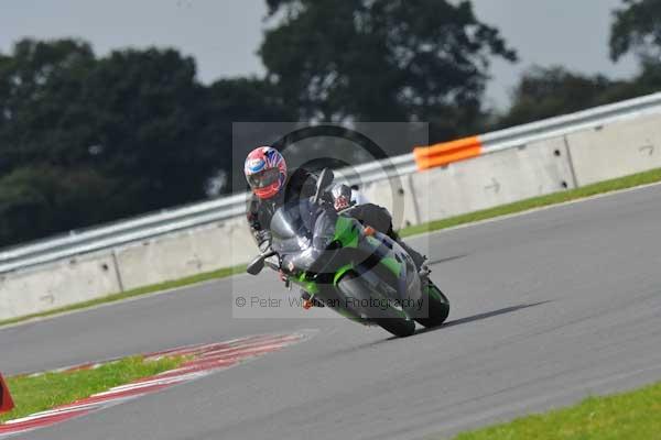 Motorcycle action photographs;Ty croes;anglesey;anglesey photographs;event digital images;eventdigitalimages;no limits trackday;peter wileman photography;trac mon;trackday;trackday digital images;trackday photos