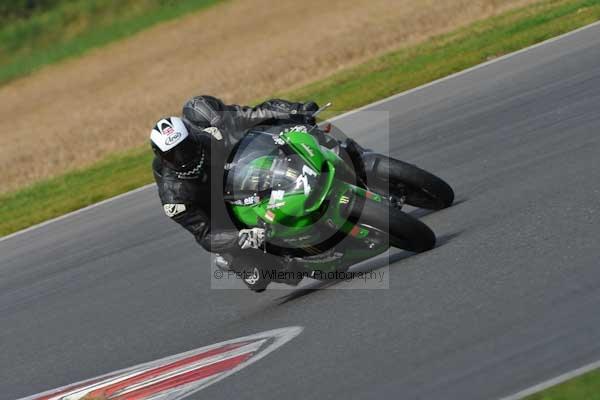 Motorcycle action photographs;Ty croes;anglesey;anglesey photographs;event digital images;eventdigitalimages;no limits trackday;peter wileman photography;trac mon;trackday;trackday digital images;trackday photos