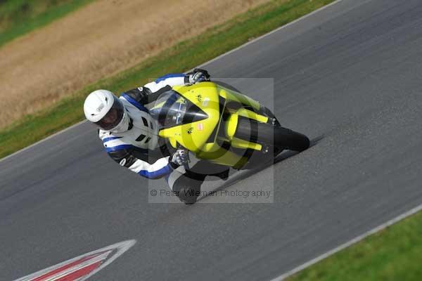 Motorcycle action photographs;Ty croes;anglesey;anglesey photographs;event digital images;eventdigitalimages;no limits trackday;peter wileman photography;trac mon;trackday;trackday digital images;trackday photos