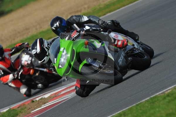 Motorcycle action photographs;Ty croes;anglesey;anglesey photographs;event digital images;eventdigitalimages;no limits trackday;peter wileman photography;trac mon;trackday;trackday digital images;trackday photos