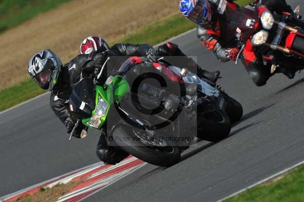Motorcycle action photographs;Ty croes;anglesey;anglesey photographs;event digital images;eventdigitalimages;no limits trackday;peter wileman photography;trac mon;trackday;trackday digital images;trackday photos