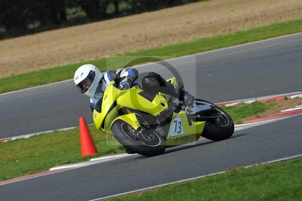 Motorcycle action photographs;Ty croes;anglesey;anglesey photographs;event digital images;eventdigitalimages;no limits trackday;peter wileman photography;trac mon;trackday;trackday digital images;trackday photos