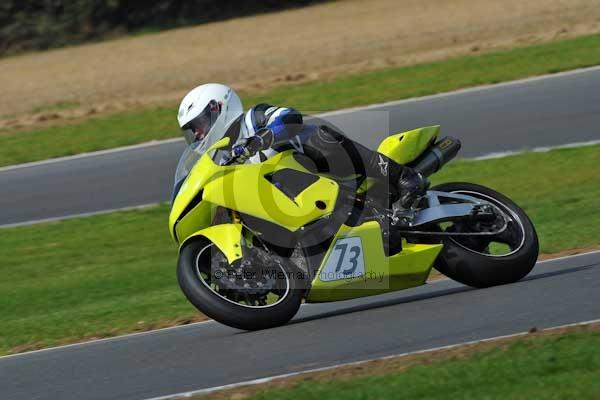 Motorcycle action photographs;Ty croes;anglesey;anglesey photographs;event digital images;eventdigitalimages;no limits trackday;peter wileman photography;trac mon;trackday;trackday digital images;trackday photos