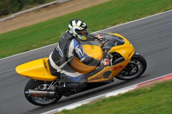 Motorcycle action photographs;Ty croes;anglesey;anglesey photographs;event digital images;eventdigitalimages;no limits trackday;peter wileman photography;trac mon;trackday;trackday digital images;trackday photos
