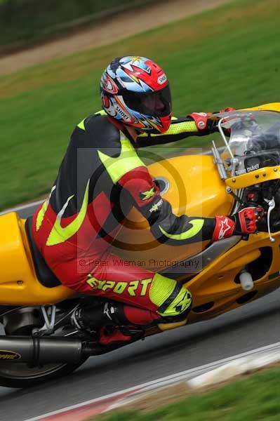 Motorcycle action photographs;Ty croes;anglesey;anglesey photographs;event digital images;eventdigitalimages;no limits trackday;peter wileman photography;trac mon;trackday;trackday digital images;trackday photos