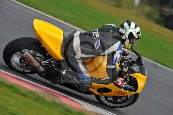 Motorcycle action photographs;Ty croes;anglesey;anglesey photographs;event digital images;eventdigitalimages;no limits trackday;peter wileman photography;trac mon;trackday;trackday digital images;trackday photos