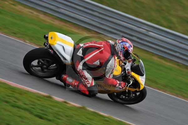 Motorcycle action photographs;Ty croes;anglesey;anglesey photographs;event digital images;eventdigitalimages;no limits trackday;peter wileman photography;trac mon;trackday;trackday digital images;trackday photos