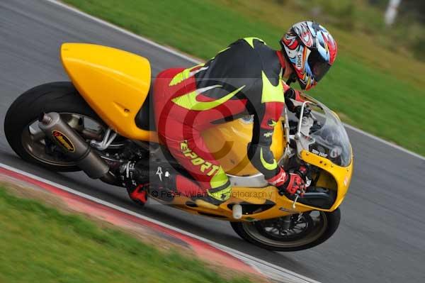Motorcycle action photographs;Ty croes;anglesey;anglesey photographs;event digital images;eventdigitalimages;no limits trackday;peter wileman photography;trac mon;trackday;trackday digital images;trackday photos