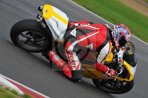 Motorcycle action photographs;Ty croes;anglesey;anglesey photographs;event digital images;eventdigitalimages;no limits trackday;peter wileman photography;trac mon;trackday;trackday digital images;trackday photos