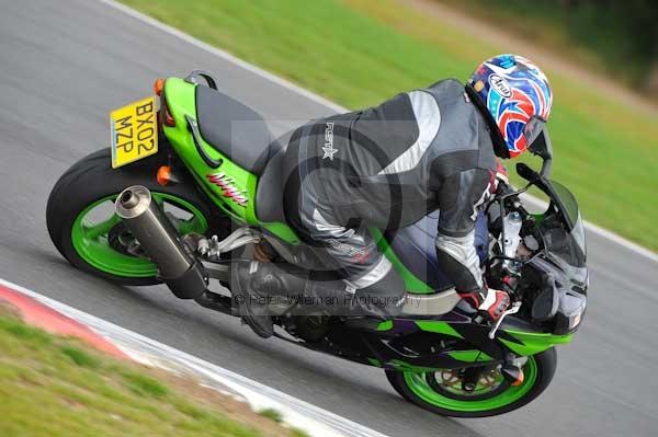 Motorcycle action photographs;Ty croes;anglesey;anglesey photographs;event digital images;eventdigitalimages;no limits trackday;peter wileman photography;trac mon;trackday;trackday digital images;trackday photos