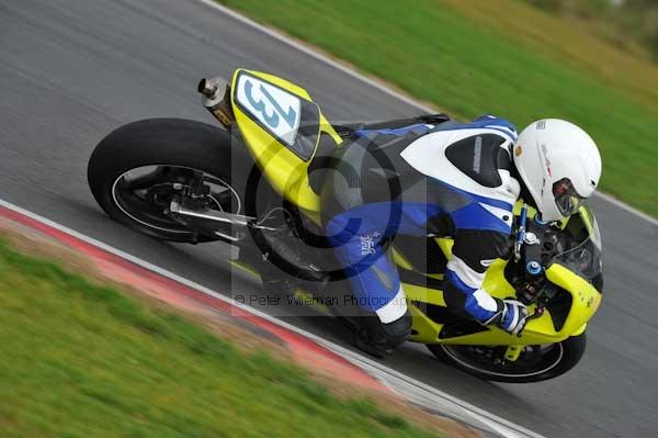 Motorcycle action photographs;Ty croes;anglesey;anglesey photographs;event digital images;eventdigitalimages;no limits trackday;peter wileman photography;trac mon;trackday;trackday digital images;trackday photos