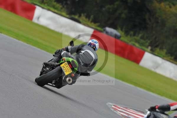 Motorcycle action photographs;Ty croes;anglesey;anglesey photographs;event digital images;eventdigitalimages;no limits trackday;peter wileman photography;trac mon;trackday;trackday digital images;trackday photos
