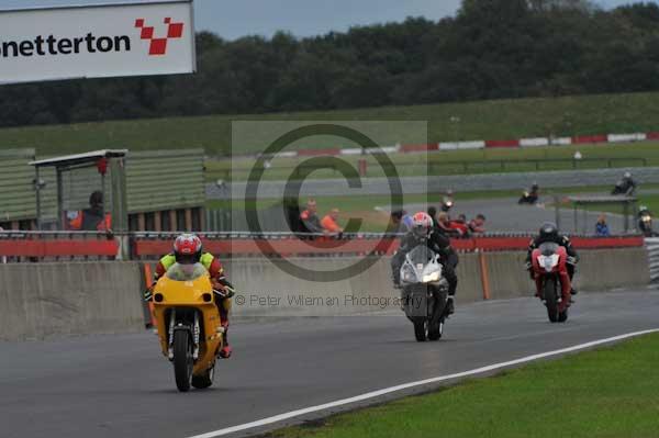 Motorcycle action photographs;Ty croes;anglesey;anglesey photographs;event digital images;eventdigitalimages;no limits trackday;peter wileman photography;trac mon;trackday;trackday digital images;trackday photos