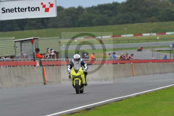 Motorcycle action photographs;Ty croes;anglesey;anglesey photographs;event digital images;eventdigitalimages;no limits trackday;peter wileman photography;trac mon;trackday;trackday digital images;trackday photos