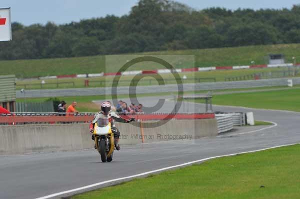Motorcycle action photographs;Ty croes;anglesey;anglesey photographs;event digital images;eventdigitalimages;no limits trackday;peter wileman photography;trac mon;trackday;trackday digital images;trackday photos