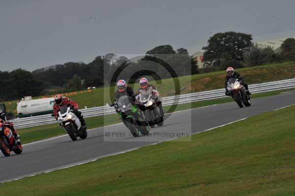 Motorcycle action photographs;Ty croes;anglesey;anglesey photographs;event digital images;eventdigitalimages;no limits trackday;peter wileman photography;trac mon;trackday;trackday digital images;trackday photos