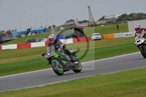 Motorcycle action photographs;Ty croes;anglesey;anglesey photographs;event digital images;eventdigitalimages;no limits trackday;peter wileman photography;trac mon;trackday;trackday digital images;trackday photos
