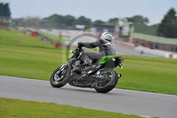 Motorcycle action photographs;Ty croes;anglesey;anglesey photographs;event digital images;eventdigitalimages;no limits trackday;peter wileman photography;trac mon;trackday;trackday digital images;trackday photos