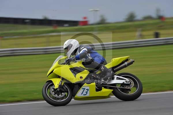 Motorcycle action photographs;Ty croes;anglesey;anglesey photographs;event digital images;eventdigitalimages;no limits trackday;peter wileman photography;trac mon;trackday;trackday digital images;trackday photos