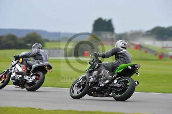 Motorcycle action photographs;Ty croes;anglesey;anglesey photographs;event digital images;eventdigitalimages;no limits trackday;peter wileman photography;trac mon;trackday;trackday digital images;trackday photos