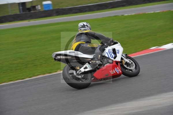 Motorcycle action photographs;Ty croes;anglesey;anglesey photographs;event digital images;eventdigitalimages;no limits trackday;peter wileman photography;trac mon;trackday;trackday digital images;trackday photos