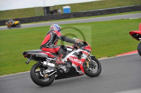 Motorcycle action photographs;Ty croes;anglesey;anglesey photographs;event digital images;eventdigitalimages;no limits trackday;peter wileman photography;trac mon;trackday;trackday digital images;trackday photos