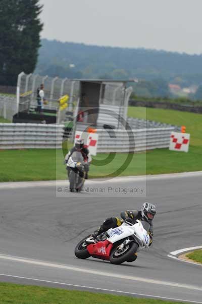 Motorcycle action photographs;Ty croes;anglesey;anglesey photographs;event digital images;eventdigitalimages;no limits trackday;peter wileman photography;trac mon;trackday;trackday digital images;trackday photos