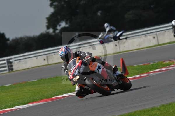 Motorcycle action photographs;Ty croes;anglesey;anglesey photographs;event digital images;eventdigitalimages;no limits trackday;peter wileman photography;trac mon;trackday;trackday digital images;trackday photos