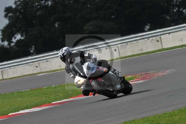 Motorcycle action photographs;Ty croes;anglesey;anglesey photographs;event digital images;eventdigitalimages;no limits trackday;peter wileman photography;trac mon;trackday;trackday digital images;trackday photos
