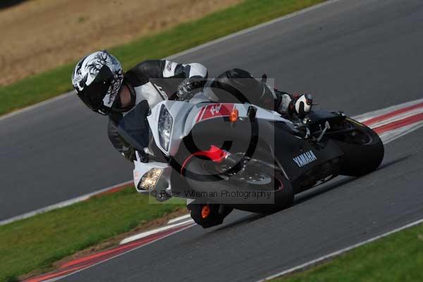 Motorcycle action photographs;Ty croes;anglesey;anglesey photographs;event digital images;eventdigitalimages;no limits trackday;peter wileman photography;trac mon;trackday;trackday digital images;trackday photos
