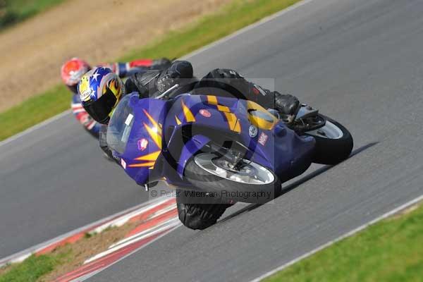 Motorcycle action photographs;Ty croes;anglesey;anglesey photographs;event digital images;eventdigitalimages;no limits trackday;peter wileman photography;trac mon;trackday;trackday digital images;trackday photos