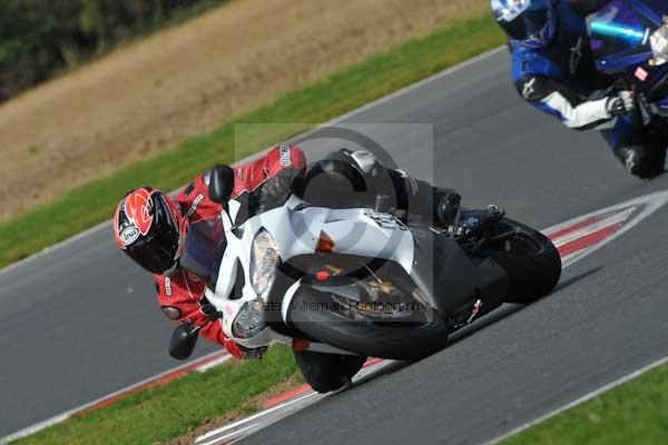 Motorcycle action photographs;Ty croes;anglesey;anglesey photographs;event digital images;eventdigitalimages;no limits trackday;peter wileman photography;trac mon;trackday;trackday digital images;trackday photos