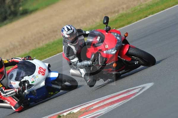 Motorcycle action photographs;Ty croes;anglesey;anglesey photographs;event digital images;eventdigitalimages;no limits trackday;peter wileman photography;trac mon;trackday;trackday digital images;trackday photos