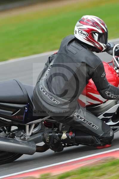 Motorcycle action photographs;Ty croes;anglesey;anglesey photographs;event digital images;eventdigitalimages;no limits trackday;peter wileman photography;trac mon;trackday;trackday digital images;trackday photos
