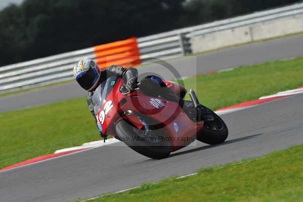 Motorcycle action photographs;Ty croes;anglesey;anglesey photographs;event digital images;eventdigitalimages;no limits trackday;peter wileman photography;trac mon;trackday;trackday digital images;trackday photos