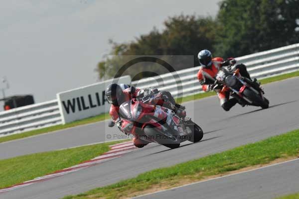 Motorcycle action photographs;Ty croes;anglesey;anglesey photographs;event digital images;eventdigitalimages;no limits trackday;peter wileman photography;trac mon;trackday;trackday digital images;trackday photos