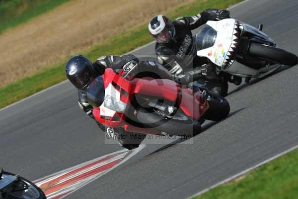 Motorcycle action photographs;Ty croes;anglesey;anglesey photographs;event digital images;eventdigitalimages;no limits trackday;peter wileman photography;trac mon;trackday;trackday digital images;trackday photos