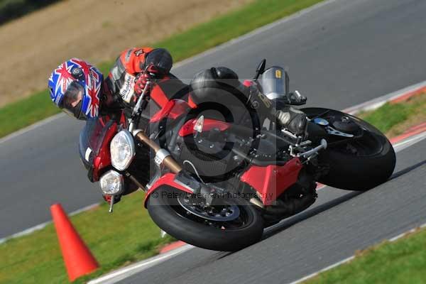 Motorcycle action photographs;Ty croes;anglesey;anglesey photographs;event digital images;eventdigitalimages;no limits trackday;peter wileman photography;trac mon;trackday;trackday digital images;trackday photos