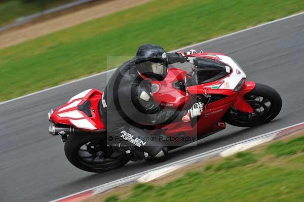 Motorcycle action photographs;Ty croes;anglesey;anglesey photographs;event digital images;eventdigitalimages;no limits trackday;peter wileman photography;trac mon;trackday;trackday digital images;trackday photos