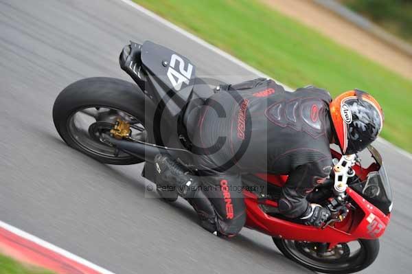 Motorcycle action photographs;Ty croes;anglesey;anglesey photographs;event digital images;eventdigitalimages;no limits trackday;peter wileman photography;trac mon;trackday;trackday digital images;trackday photos