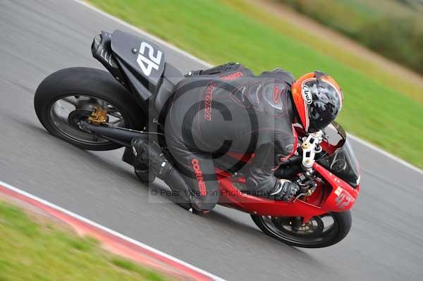 Motorcycle action photographs;Ty croes;anglesey;anglesey photographs;event digital images;eventdigitalimages;no limits trackday;peter wileman photography;trac mon;trackday;trackday digital images;trackday photos