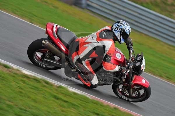 Motorcycle action photographs;Ty croes;anglesey;anglesey photographs;event digital images;eventdigitalimages;no limits trackday;peter wileman photography;trac mon;trackday;trackday digital images;trackday photos