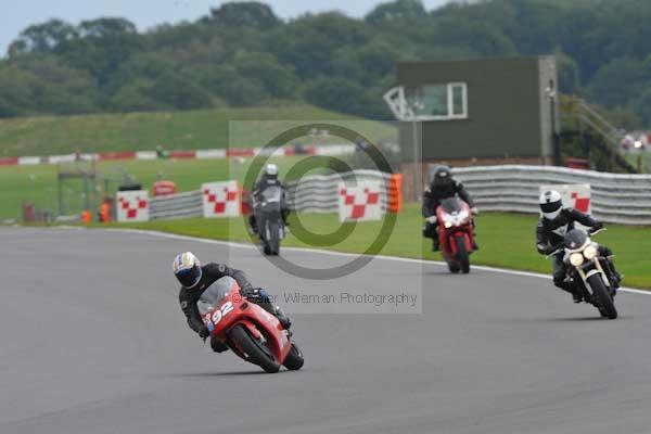 Motorcycle action photographs;Ty croes;anglesey;anglesey photographs;event digital images;eventdigitalimages;no limits trackday;peter wileman photography;trac mon;trackday;trackday digital images;trackday photos