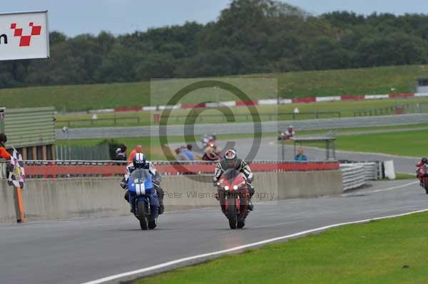 Motorcycle action photographs;Ty croes;anglesey;anglesey photographs;event digital images;eventdigitalimages;no limits trackday;peter wileman photography;trac mon;trackday;trackday digital images;trackday photos