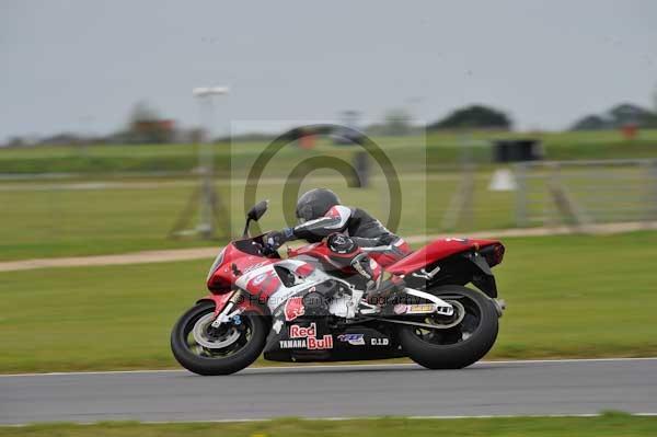 Motorcycle action photographs;Ty croes;anglesey;anglesey photographs;event digital images;eventdigitalimages;no limits trackday;peter wileman photography;trac mon;trackday;trackday digital images;trackday photos